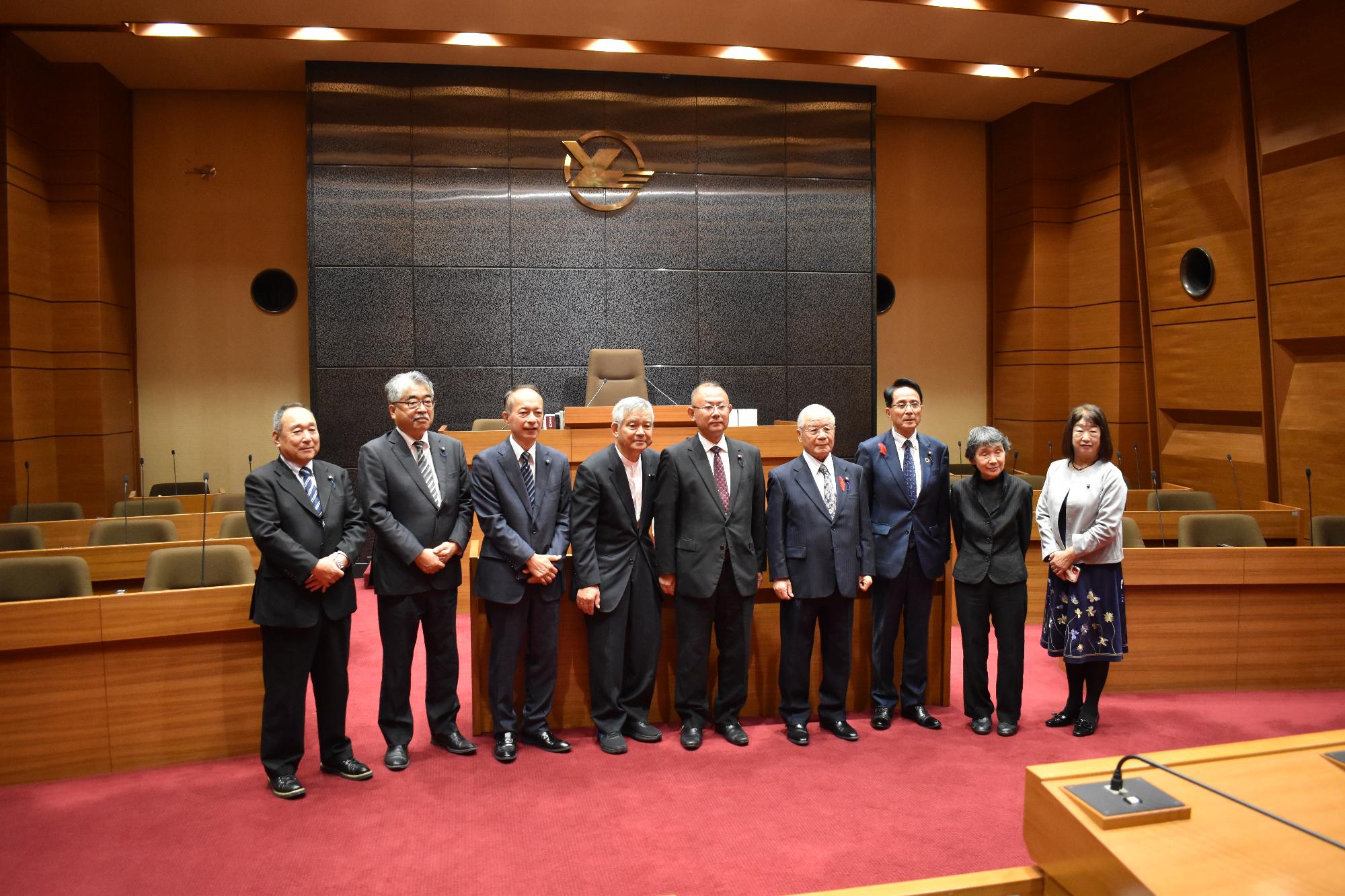 京都府久御山町議会視察研修後の写真撮影